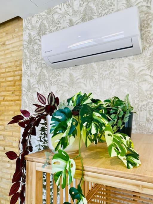 Cabanyal Room 2 - Small & Stylish By The Beach Valencia Bagian luar foto