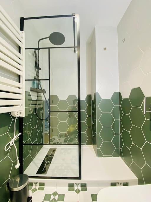 Cabanyal Room 2 - Small & Stylish By The Beach Valencia Bagian luar foto