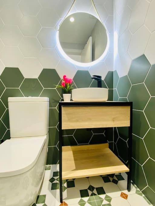 Cabanyal Room 2 - Small & Stylish By The Beach Valencia Bagian luar foto